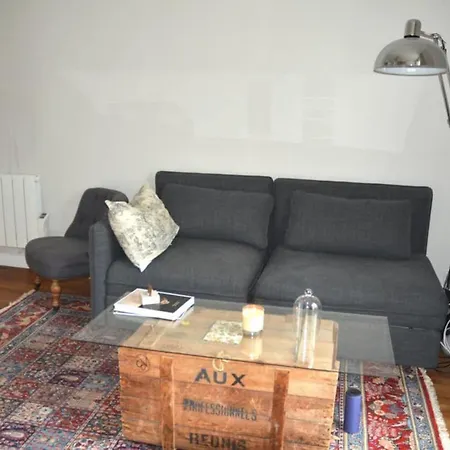 Very Nice 2 Near Montmartre Apartment
