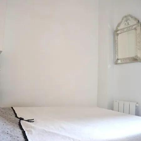 Apartment Very Nice 2 Near Montmartre Paris